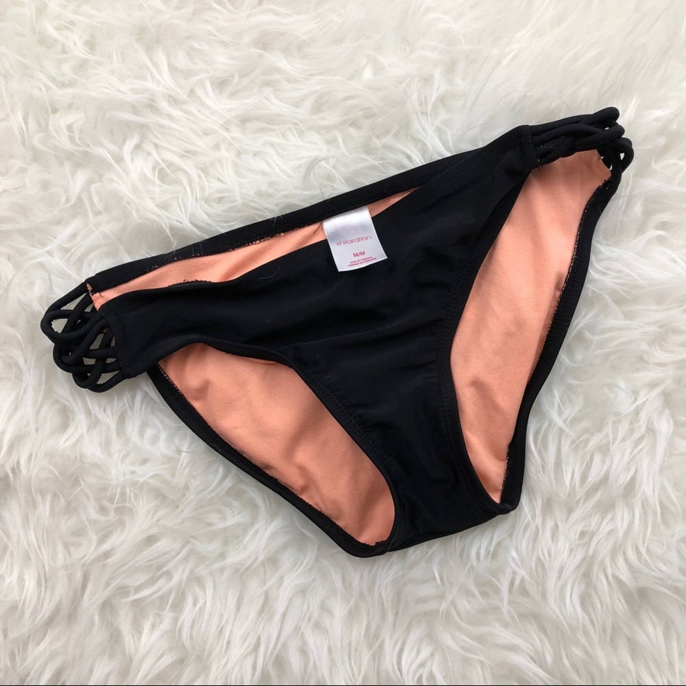 Bikini bottoms
